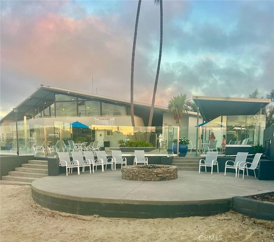 121 Yorktown, Newport Beach, CA 92660
