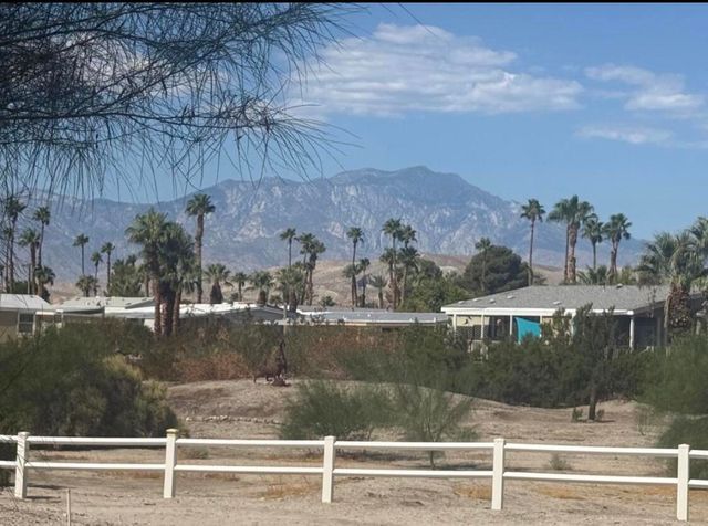 74711 Dillon Rd Spc 1013, Desert Hot Springs, CA 92241