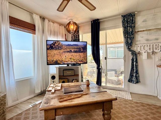 74711 Dillon Rd Spc 1013, Desert Hot Springs, CA 92241