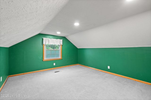 10640 New Haven Rd, New Haven, KY 40051