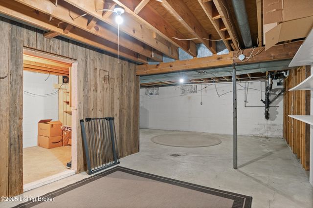 10640 New Haven Rd, New Haven, KY 40051