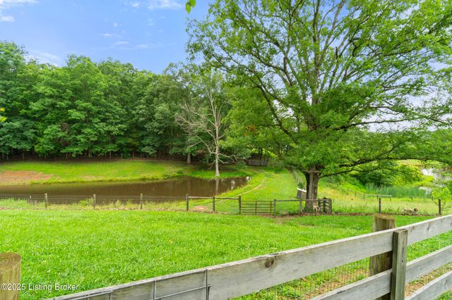 10640 New Haven Rd, New Haven, KY 40051