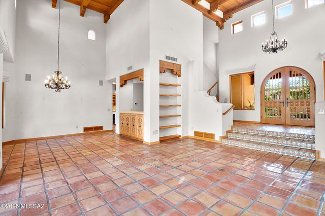 7185 E Desert Moon Loop, Tucson, AZ 85750