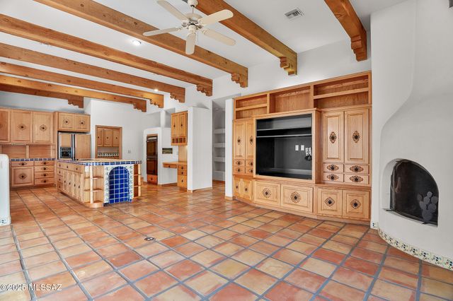 7185 E Desert Moon Loop, Tucson, AZ 85750