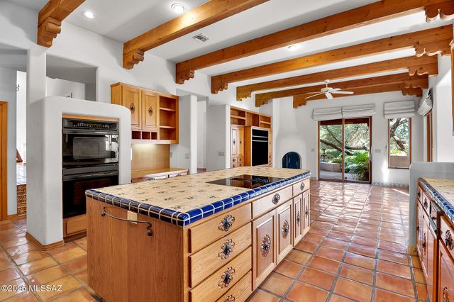 7185 E Desert Moon Loop, Tucson, AZ 85750