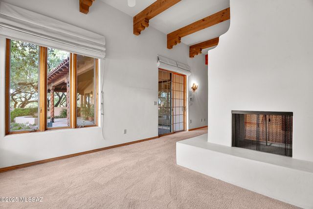 7185 E Desert Moon Loop, Tucson, AZ 85750