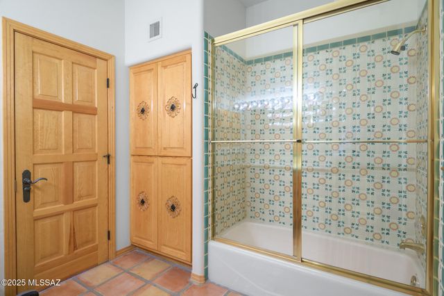 7185 E Desert Moon Loop, Tucson, AZ 85750