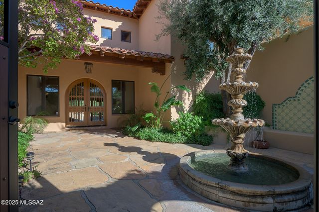 7185 E Desert Moon Loop, Tucson, AZ 85750