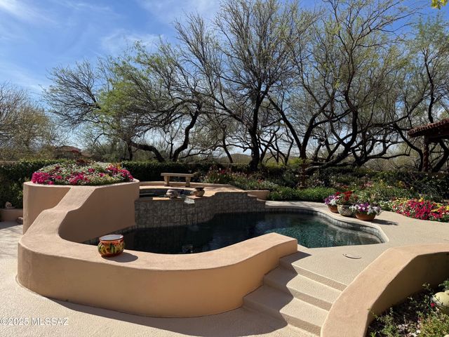 7185 E Desert Moon Loop, Tucson, AZ 85750