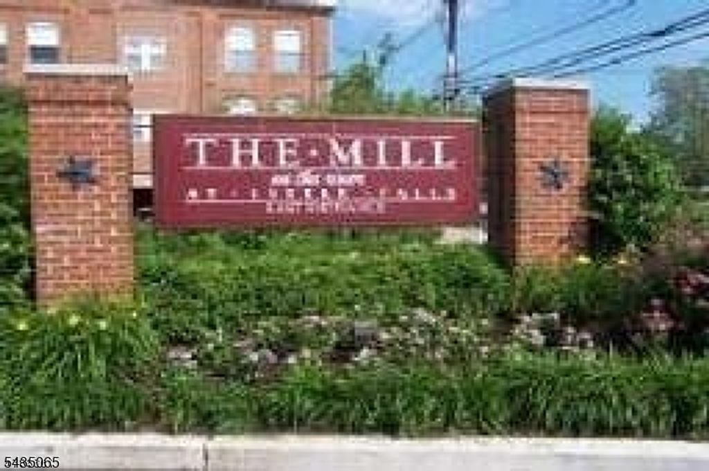 240 Main St Unit 303 303, Little Falls Twp., NJ 07424 — exterior