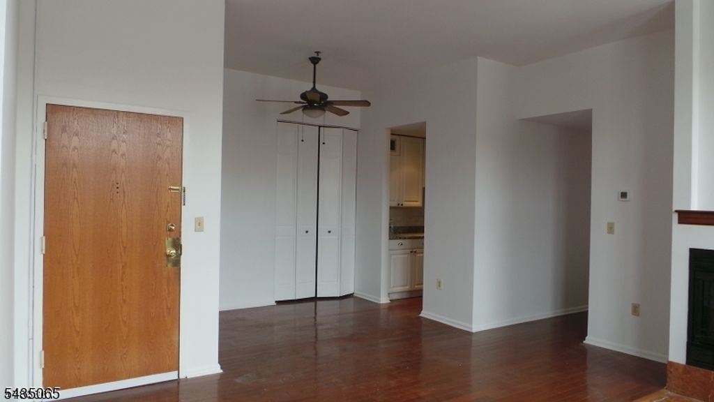 240 Main St Unit 303 303, Little Falls Twp., NJ 07424 — photo 3