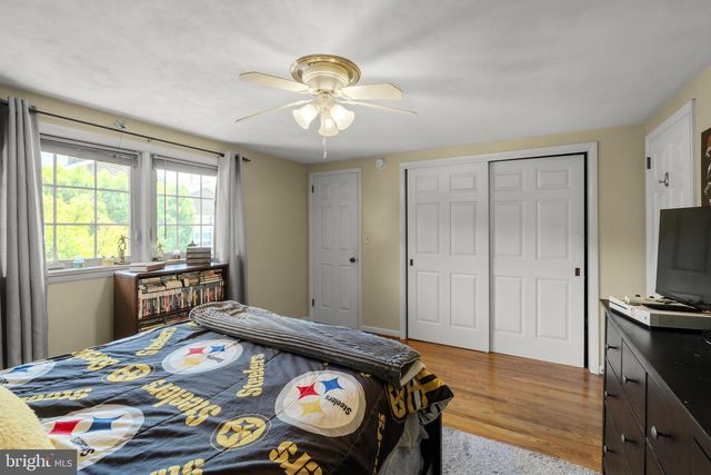 201 HILLCREST RD, New Holland, PA 17557