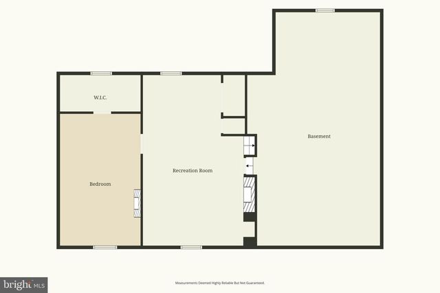 201 HILLCREST RD, New Holland, PA 17557