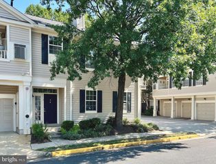 11401 GATE HILL PL #D-67, Reston, VA 20194