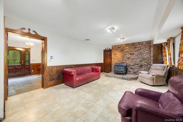 1007 Haverstraw Road, Suffern, NY 10901