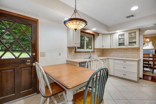 1007 Haverstraw Road, Suffern, NY 10901