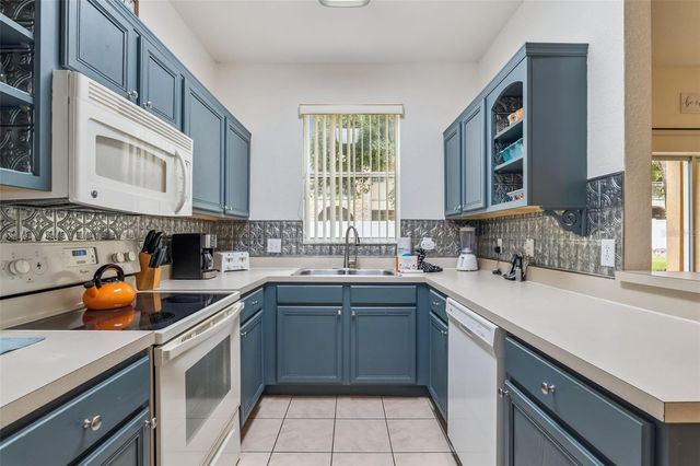 514 VERONA AVENUE, Davenport, FL 33897