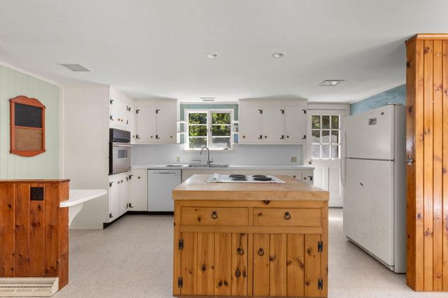 26 Cedar Cove Road, Orleans, MA 02653