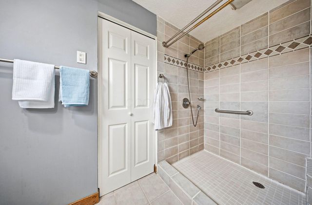 4335 Bear Tooth Court, Columbus, OH 43230