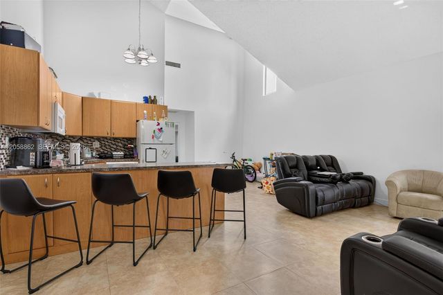 2422 NW 55th Terrace, Lauderhill, FL 33313
