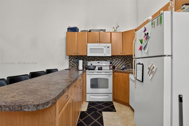 2422 NW 55th Terrace, Lauderhill, FL 33313