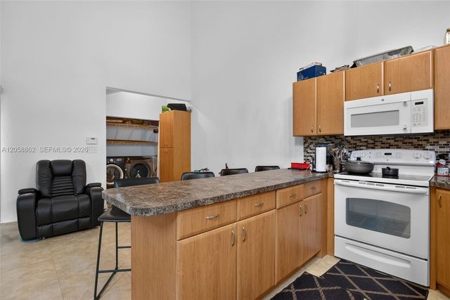 2422 NW 55th Terrace, Lauderhill, FL 33313