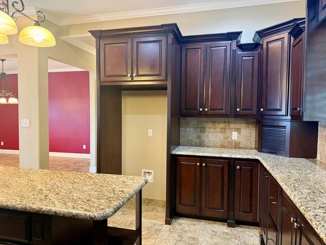 1965 NE 451, Andrews, TX 79714