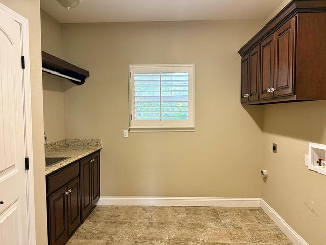 1965 NE 451, Andrews, TX 79714