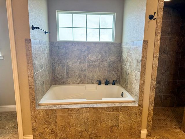 1965 NE 451, Andrews, TX 79714