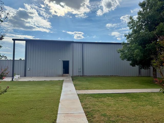 1965 NE 451, Andrews, TX 79714