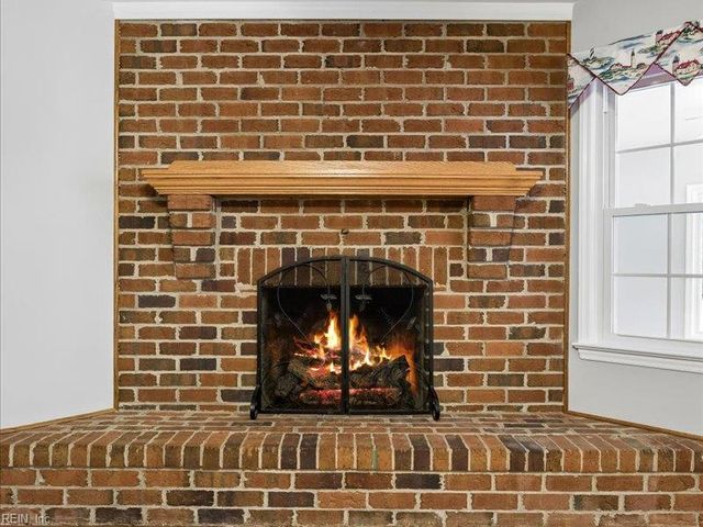 7276 Woody RD, Gloucester, VA 23061