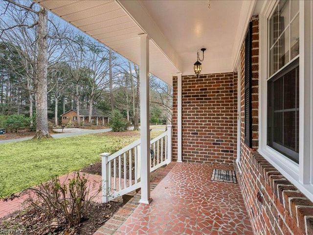 7276 Woody RD, Gloucester, VA 23061