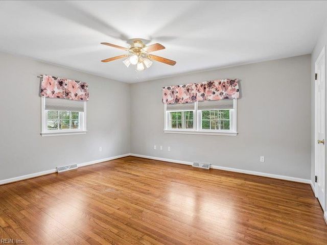 7276 Woody RD, Gloucester, VA 23061