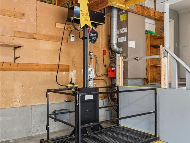 7276 Woody RD, Gloucester, VA 23061