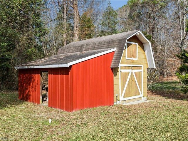 7276 Woody RD, Gloucester, VA 23061