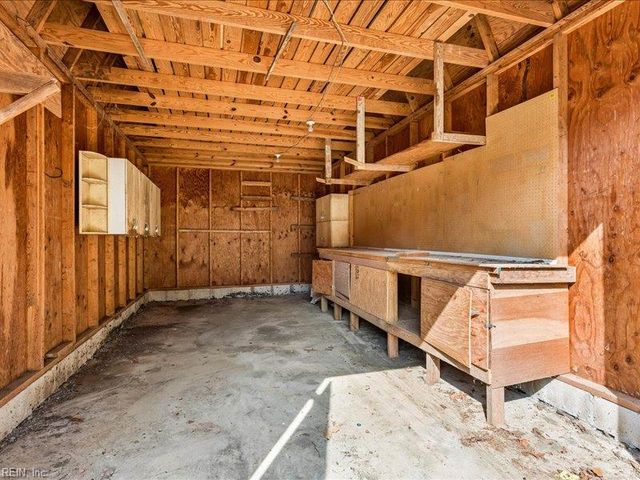 7276 Woody RD, Gloucester, VA 23061