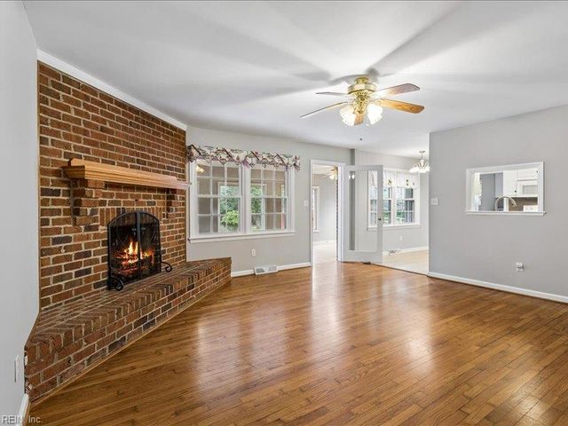 7276 Woody RD, Gloucester, VA 23061