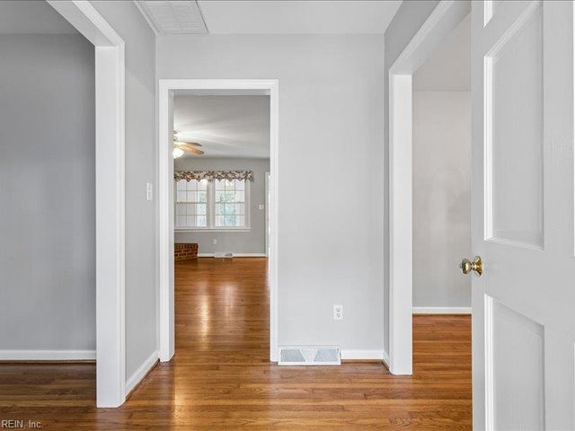 7276 Woody RD, Gloucester, VA 23061