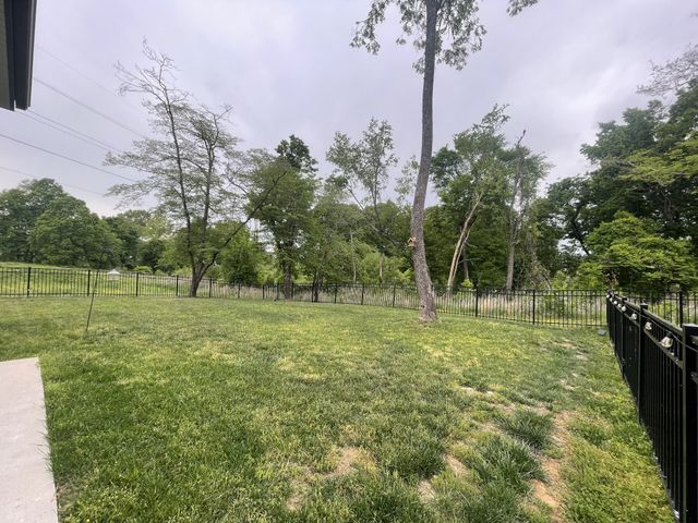 1437 Citadel Dr, Clarksville, TN 37042