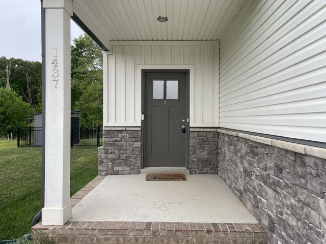 1437 Citadel Dr, Clarksville, TN 37042