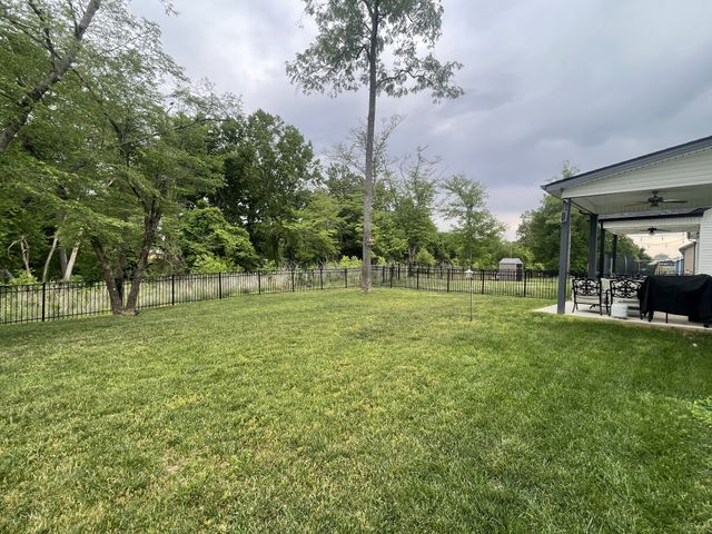 1437 Citadel Dr, Clarksville, TN 37042