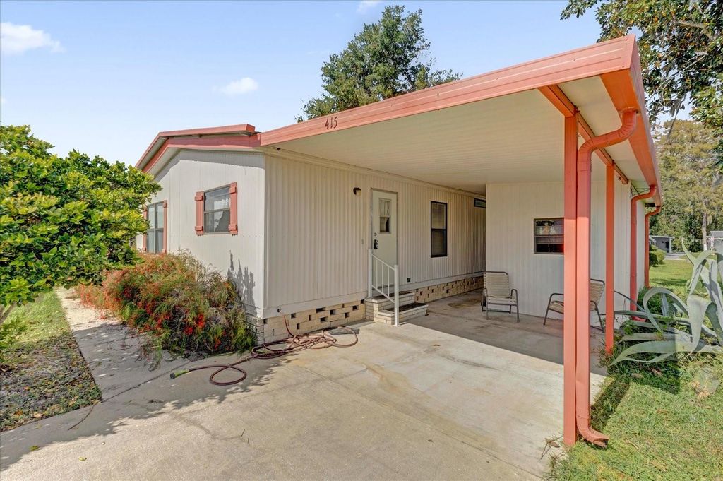 Image 23 of property listing at 415 S TIMBER TRAIL, Wildwood, FL 34785