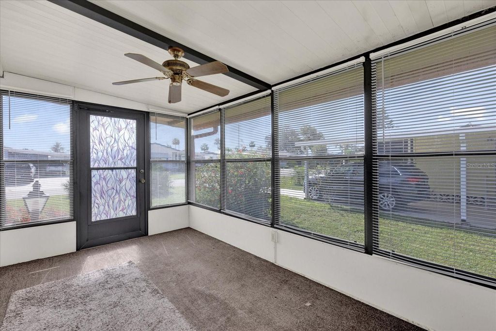 Image 4 of property listing at 415 S TIMBER TRAIL, Wildwood, FL 34785