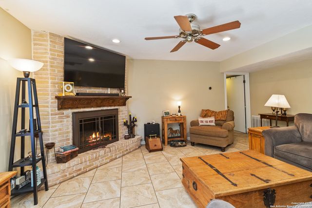 1006 Arizona Ash, San Antonio, TX 78232