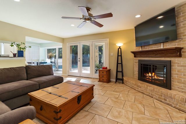 1006 Arizona Ash, San Antonio, TX 78232