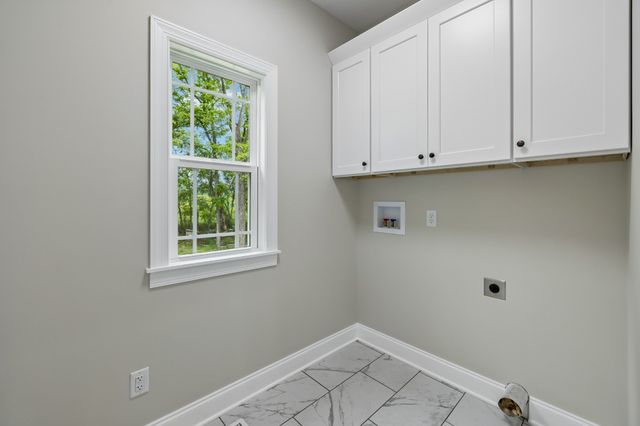 156 Lisa Drive, Gordonsville, TN 38563