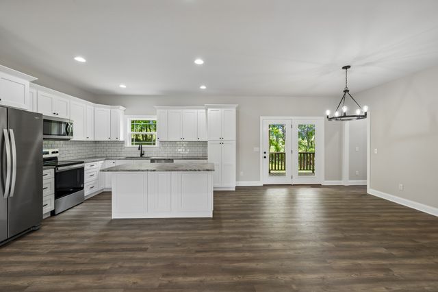 156 Lisa Drive, Gordonsville, TN 38563