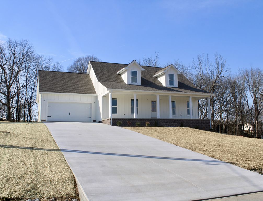156 Lisa Drive, Gordonsville, TN 38563