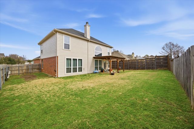 322 Sweet Leaf Lane, Lake Dallas, TX 75065