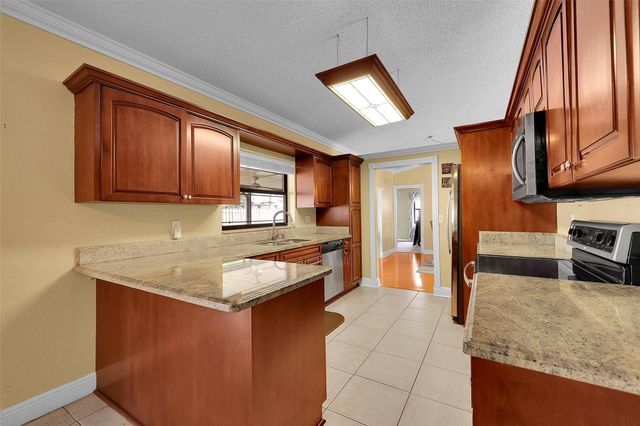 8321 NW 52 Street, Lauderhill, FL 33351